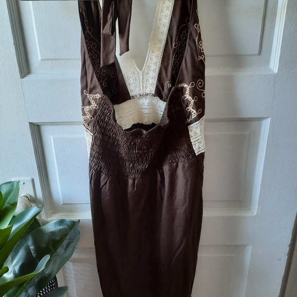 Midlength Halter Dress - Picture 2 of 4